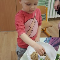 Příprava školky na Velikonoce